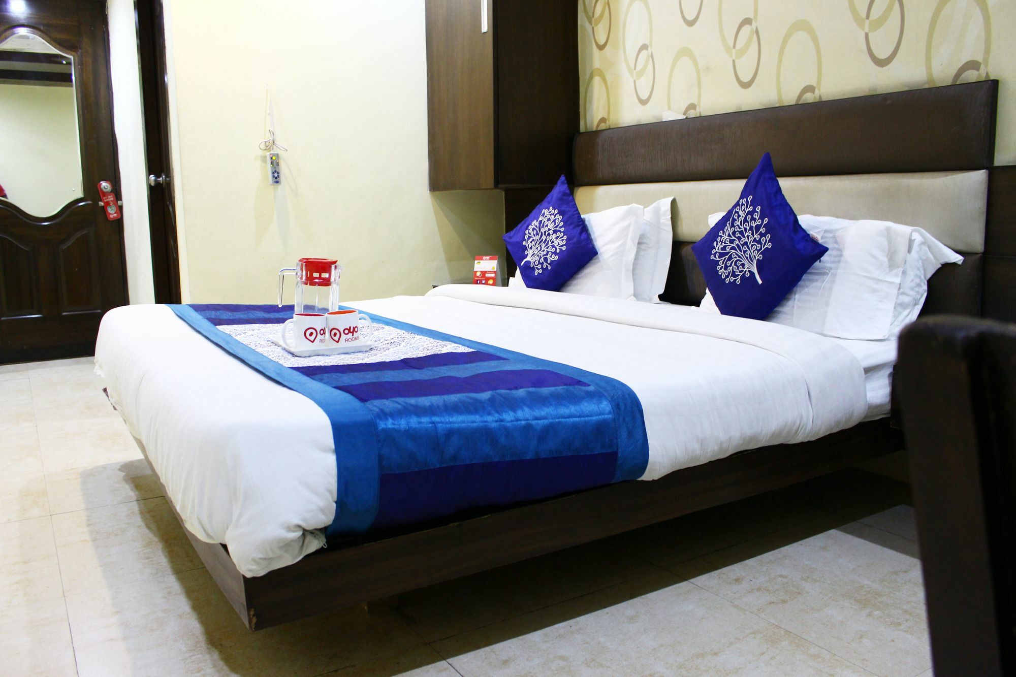 Hotel Crown Royale Dehradun Exterior foto